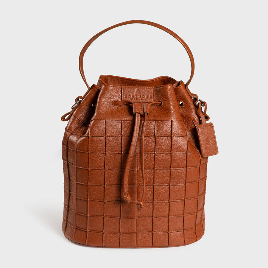 Jet Set Bucket Cognac