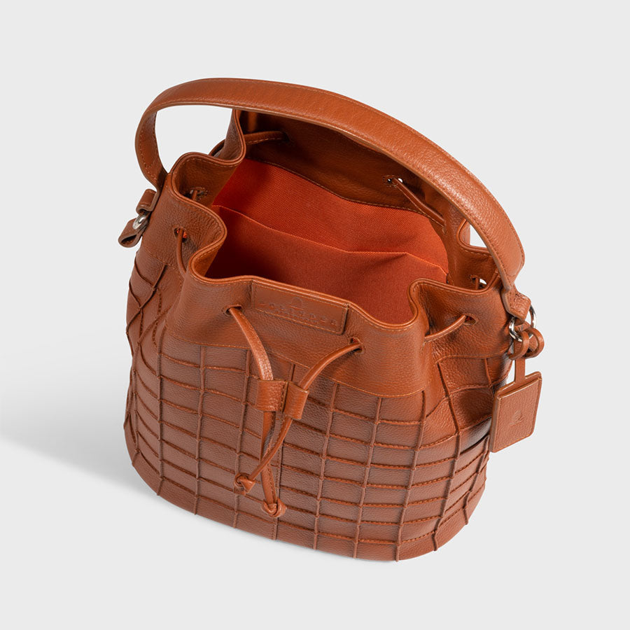 Jet Set Bucket Cognac