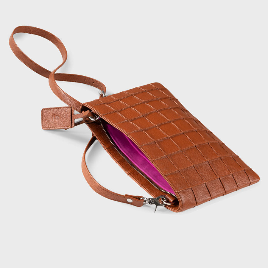 Grace Clutch Cognac