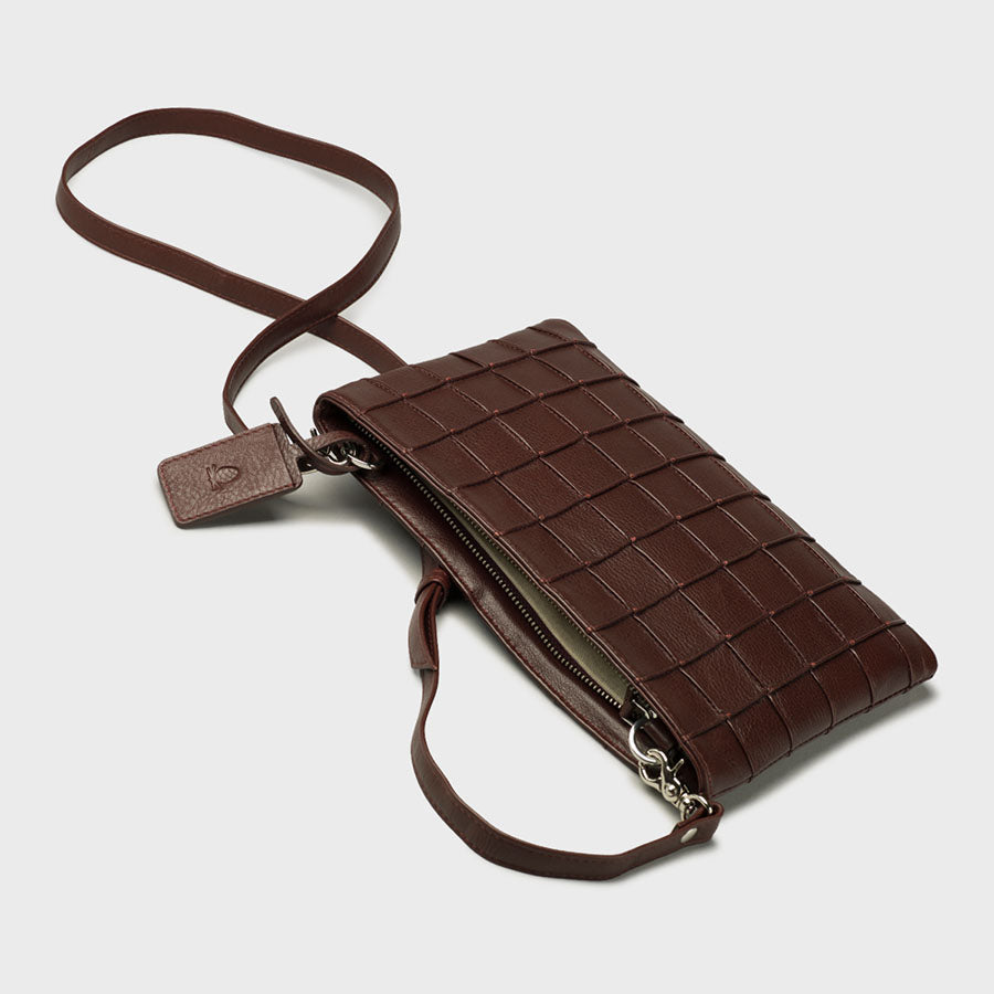 Grace Clutch Burgundy