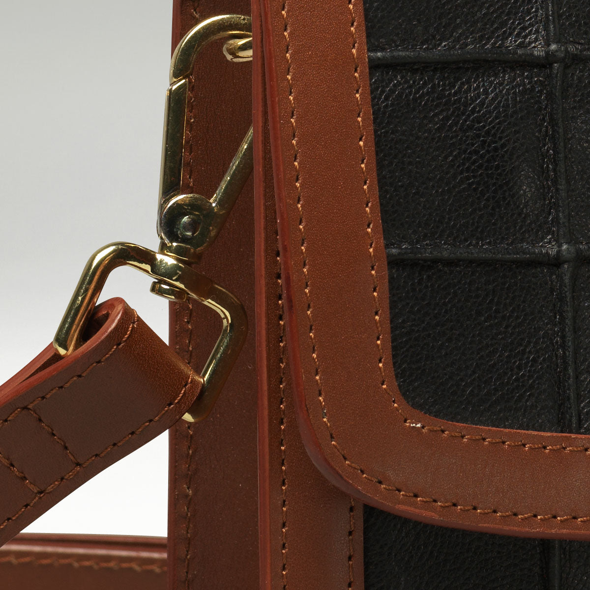 Grand Central Cross-Body 